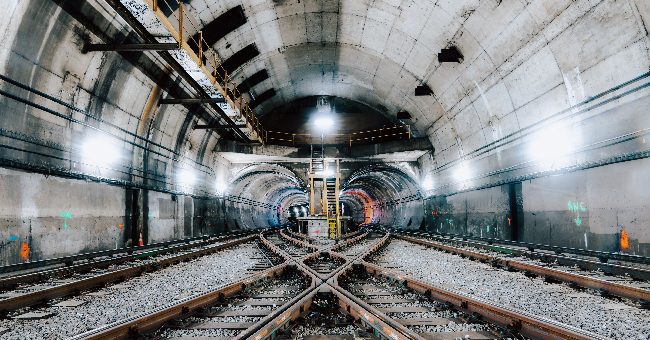 Scanare în tunel, fără semnal GPS